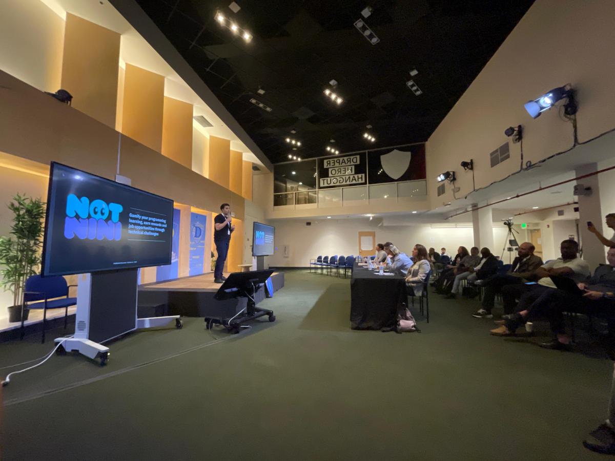 EXPOSICIÓN MUNDIAL. NotNini fue la ganadora del programa Draper House Americas. / CORTESÍA MARCO CANEVARO