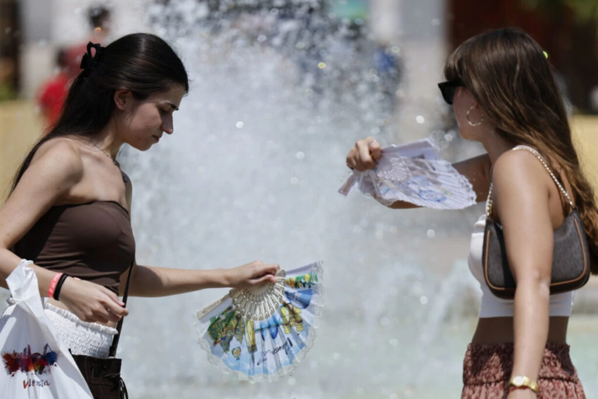 Calor extremo, tormentas y granizo: España cierra su décima jornada de ola de calor con todo el país en alerta