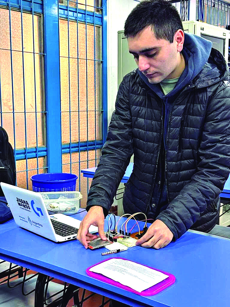 EL MEJOR. Lucas Gutiérrez con el proyecto premiado a nivel nacional.