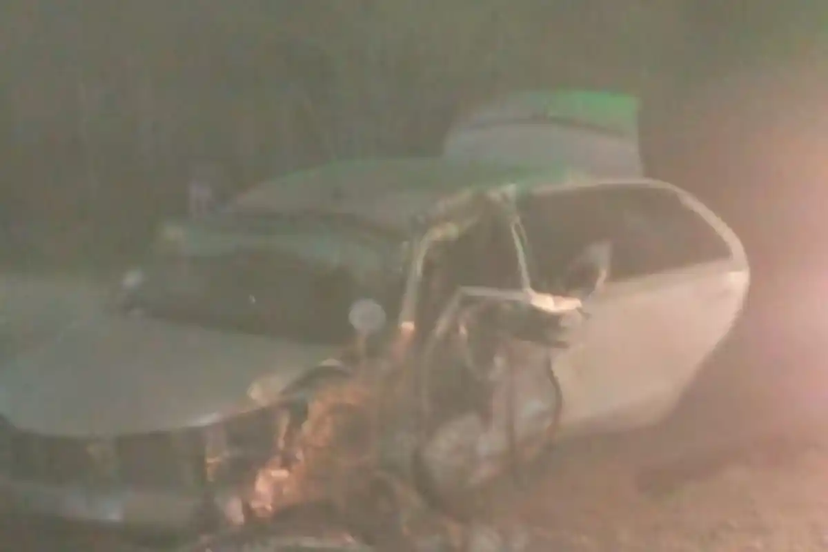 Accidente en Los Ralos: un herido tras un choque entre una rastra cañera y un auto