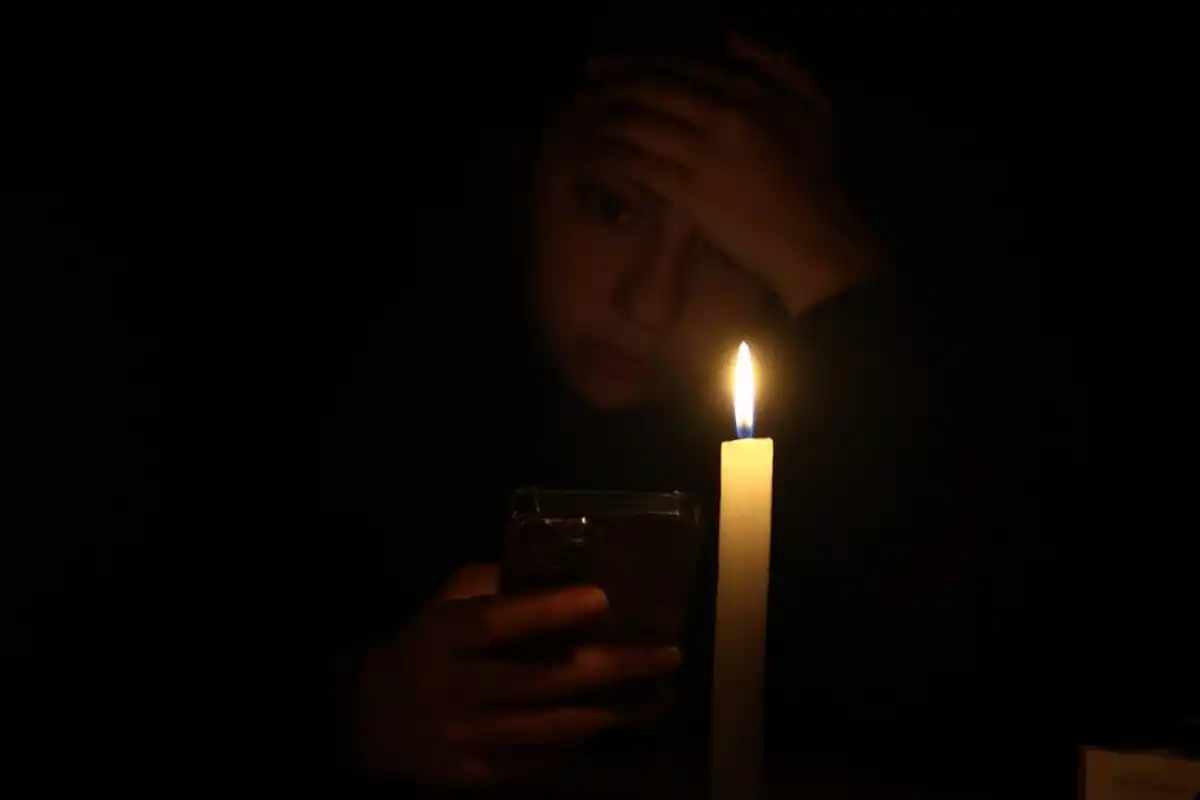 Cinco comunas de Santiago estarán sin luz este jueves 14