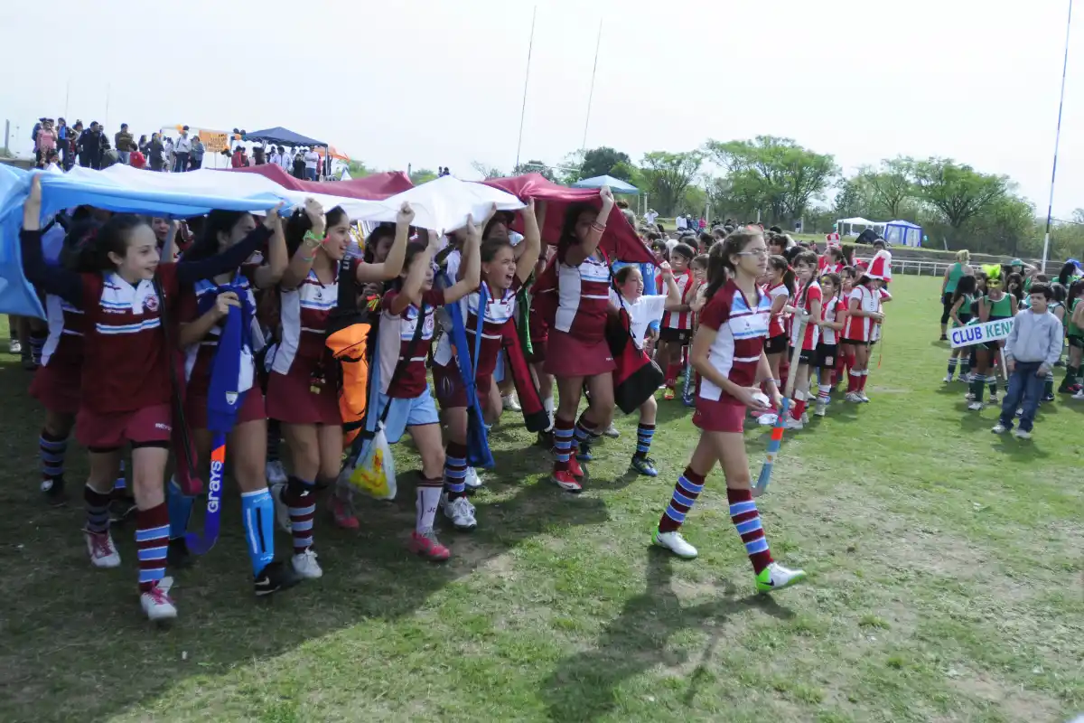 El Jockey Club se prepara para un gran torneo de hockey infantil
