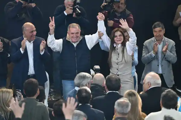 Camino al 26 de octubre: en la Capital, el peronismo fumará la pipa de la paz