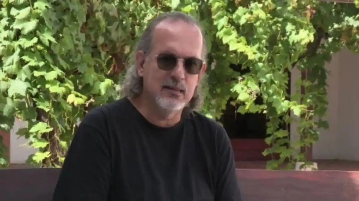 Poesía abierta, rebeldía y libertad: llega a Tucumán un documental que rescata la memoria