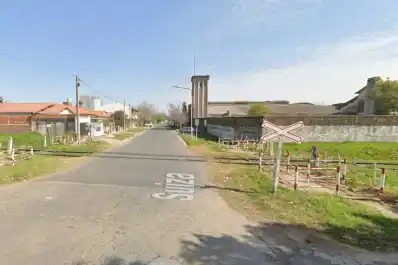 Tragedia en Santa Fe: intentaba rescatar a su perro de las vías y murió arrollada por el tren