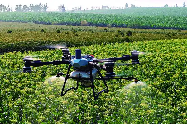El drone pulverizador se perfila como aliado clave para la modernización del campo