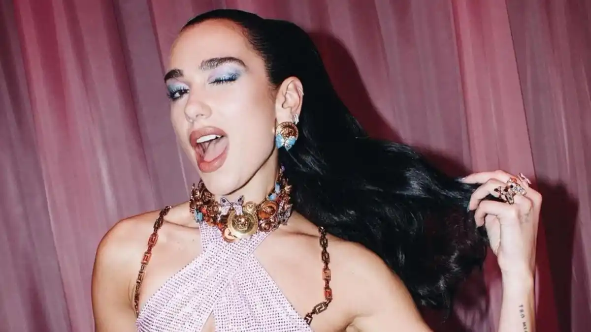 Dua Lipa 