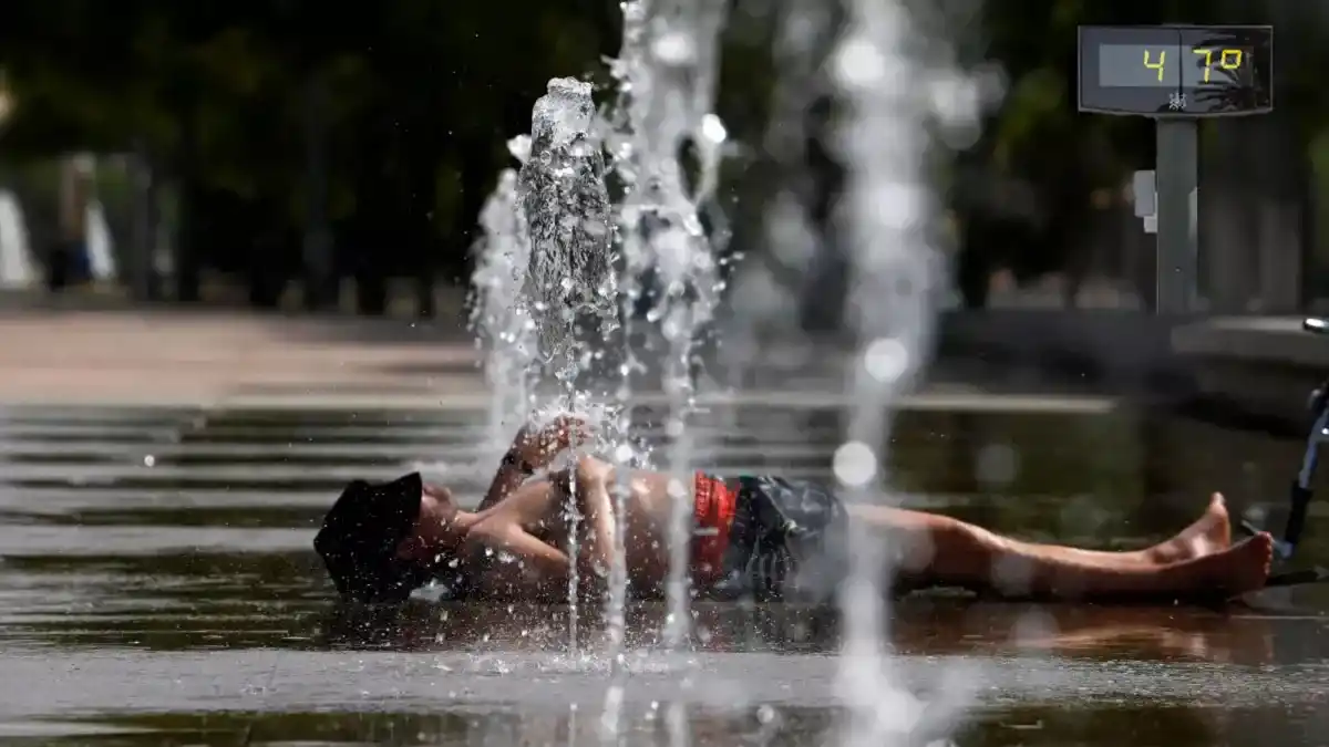 Ola de calor en España: la máxima supera los 44° en algunas ciudades