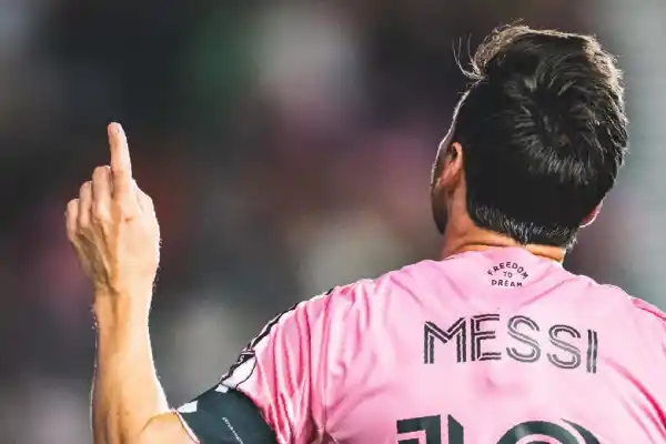 Gol y asistencia de lujo en el regreso de Lionel Messi al Inter Miami tras la lesión