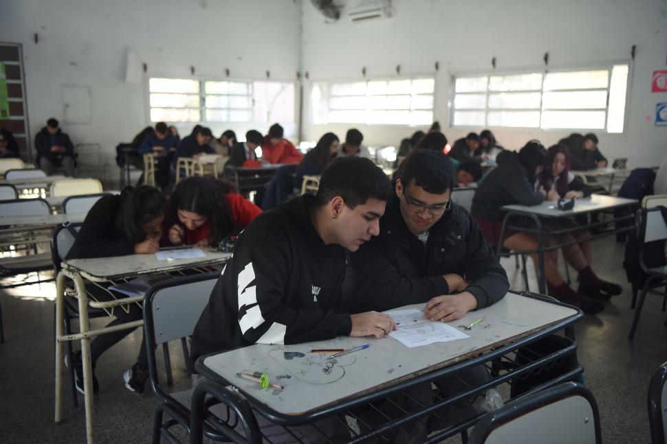 CONCENTRADOS. No hubo tiempo para distracciones en la evaluación.