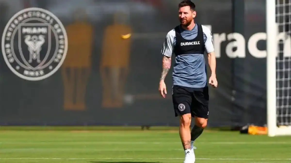 Messi se entrenó diferenciado y está en duda para el cruce de Inter con Tigres
