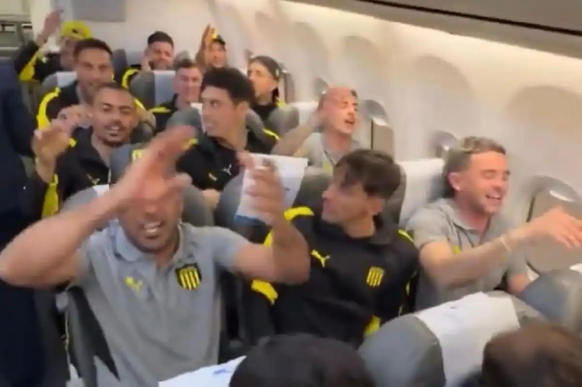 Polémica con Peñarol en Aerolíneas: el video que desató un fuerte comunicado en redes sociales