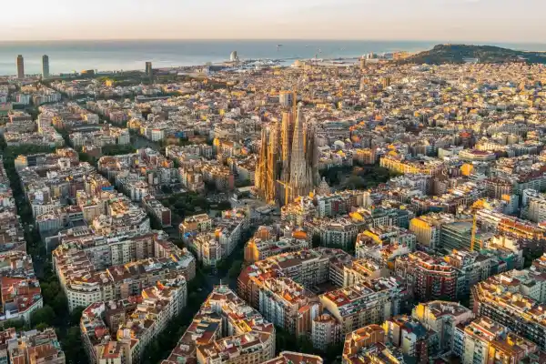 Barcelona, entre las mejores ciudades del mundo para combinar trabajo y turismo