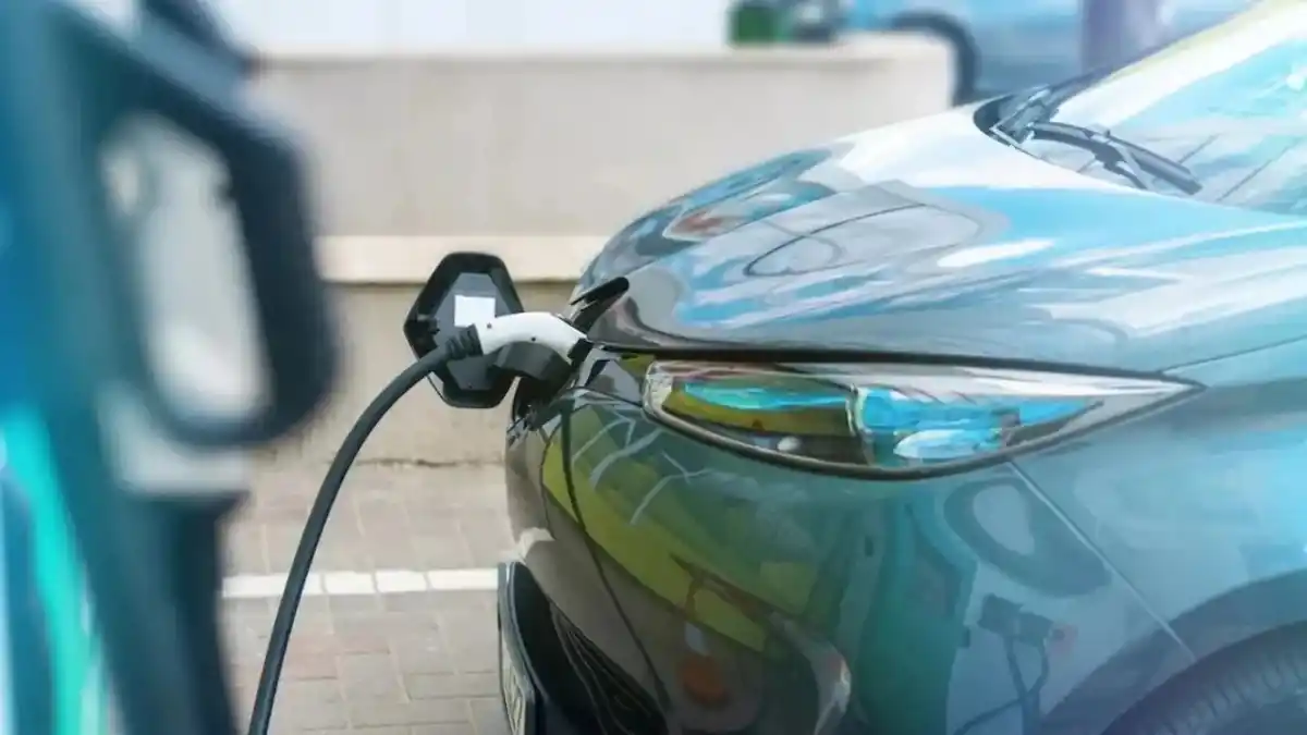 Autos eléctricos en Argentina: entre mitos, verdades y un futuro mixto