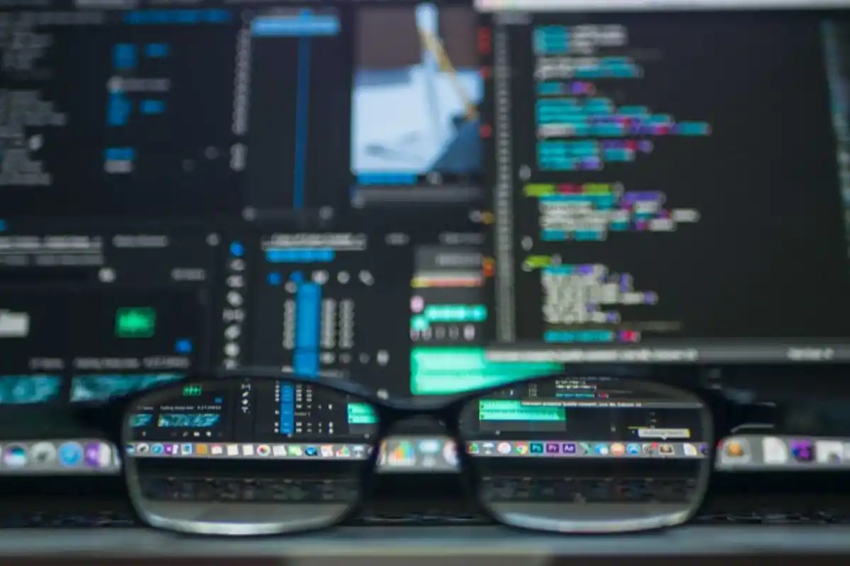 LO QUE SE VIENE. Hay opciones disponibles para cursar en línea y también presenciales en la UNT y UTN. / PEXELS