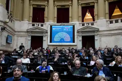 En Diputados, el Gobierno logró blindar el veto de Javier Milei al aumento de las jubilaciones