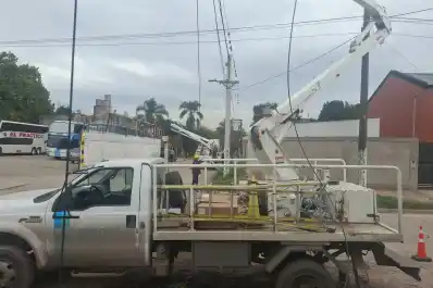 Vecinos denuncian una ola de robo de cables en el barrio Parque