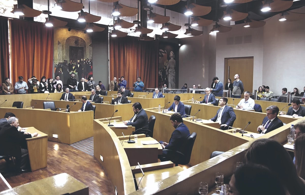 Concejo Deliberante capitalino: el PJ discutió con la UCR que “Jaldo no es Milei”