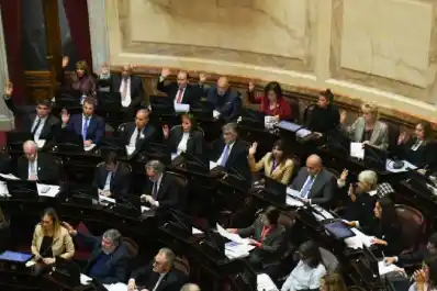 Senado: la oposición logró aprobar la Ley de Financiamiento Universitario