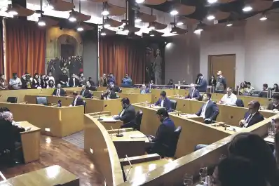 Concejo Deliberante capitalino: el PJ discutió con la UCR que “Jaldo no es Milei”