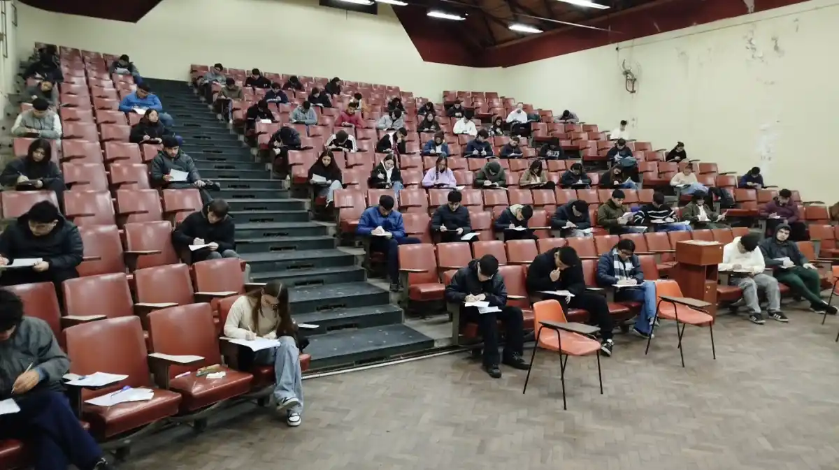 CURSILLO. La Facultad de Ciencias Exactas y Tecnología de la UNT mantiene abiertas las inscripciones al curso de nivelación en Matemáticas hasta el 28 de agosto