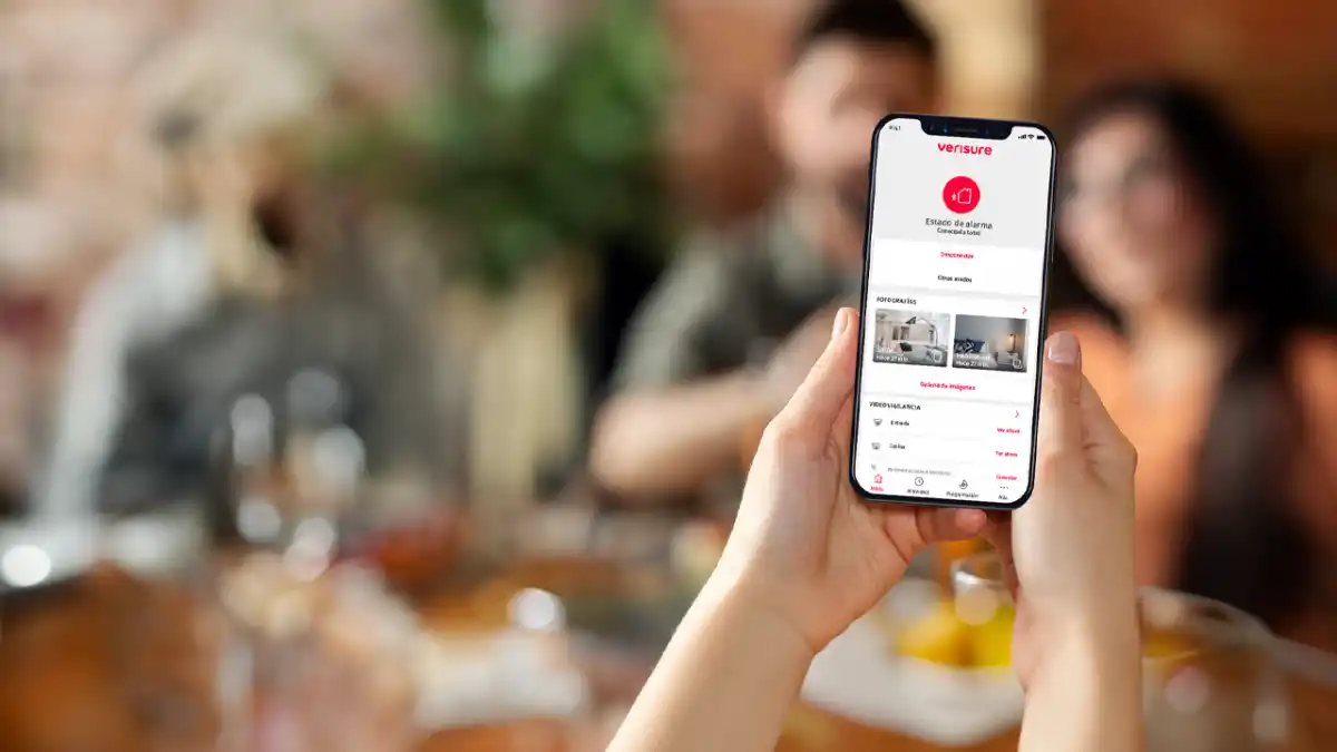Qué es el sharenting y por qué se considera un riesgo invisible que alarma a los padres