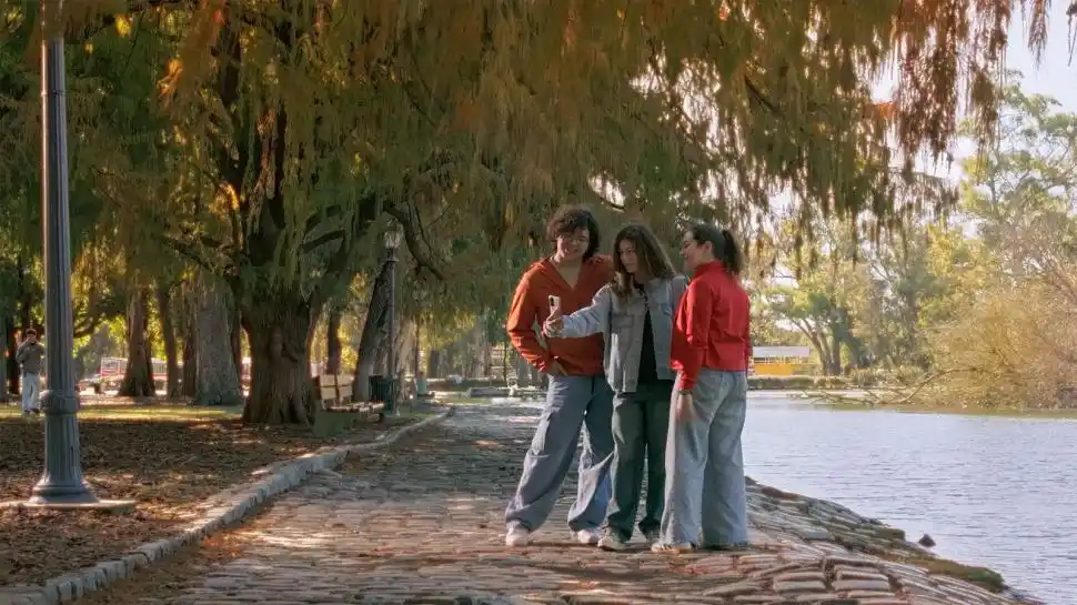 PROPUESTA. Que los chicos sean críticos de lo que consumen en la web y que fomenten medios digitales seguros.