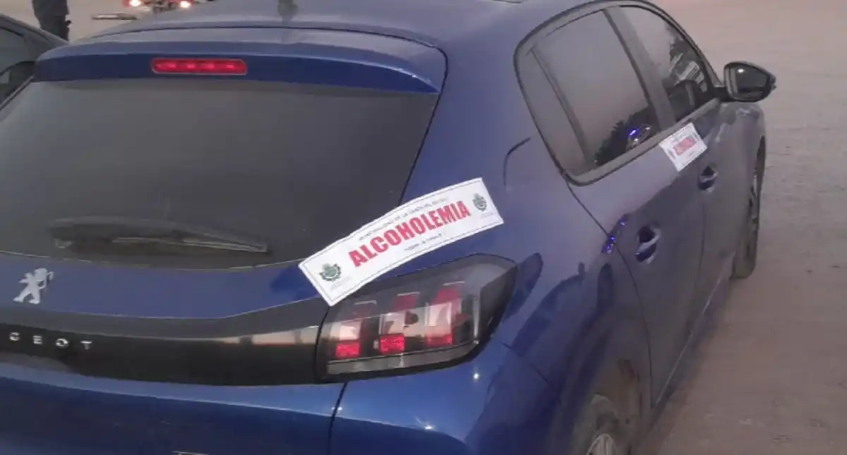 Operativo de alcoholemia en Lastenia: 27 vehículos retenidos y dos aprehendidos