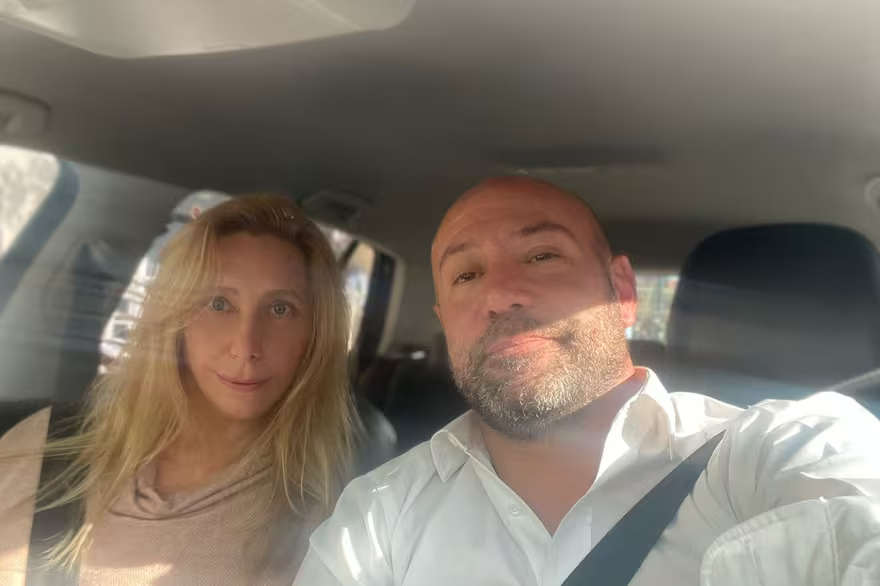 Karina Milei y Spagnuolo.