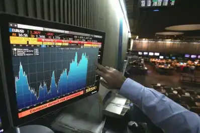 Los audios del escándalo hicieron saltar el dólar y desplomaron las acciones en la city