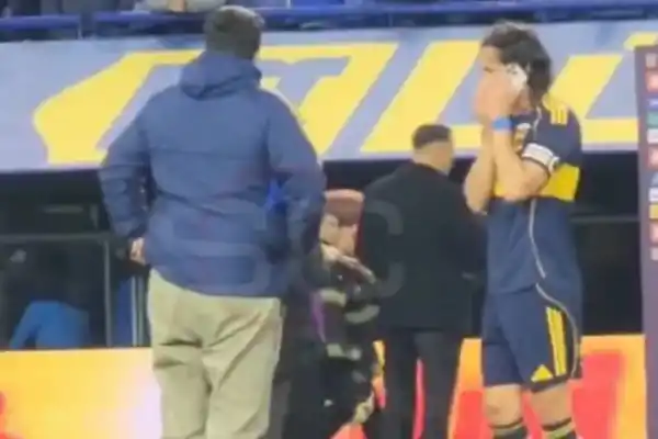Riquelme llamó a Cavani tras su gol en la Bombonera y le dio un mensaje especial