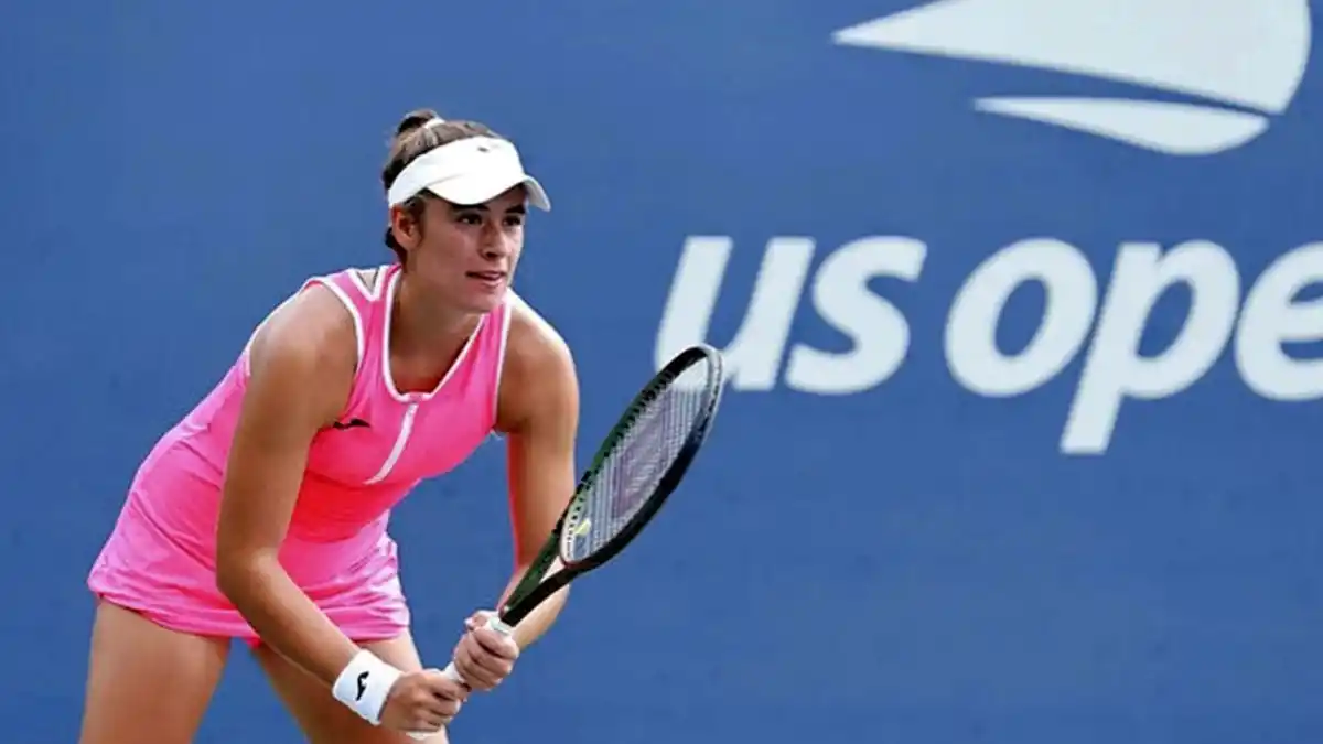 RÁPIDO ADIÓS. Solana Sierra no pudo con la rumana Sorana Cirstea y quedó eliminada en la primera ronda del US Open.