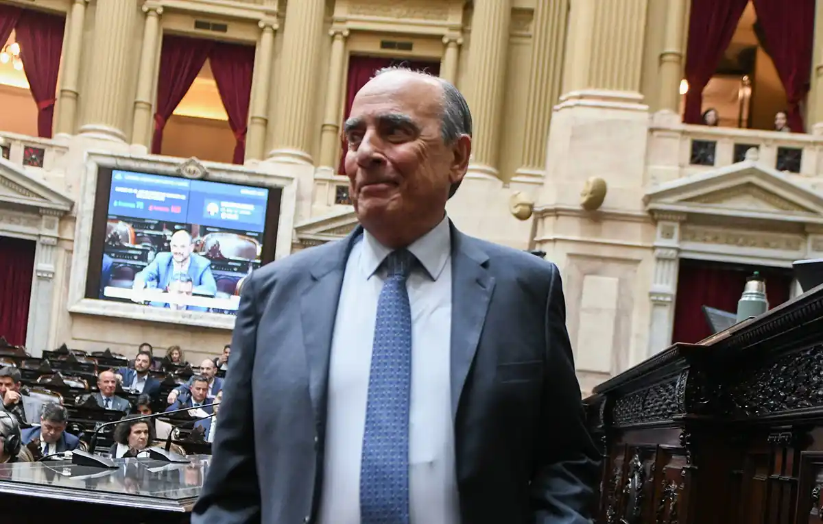 RECAMBIO DE GABINETE. Guillermo Francos renunció como jefe de Gabinete.