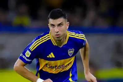 Se lesionó Battaglia y está en duda para el partido contra Aldosivi