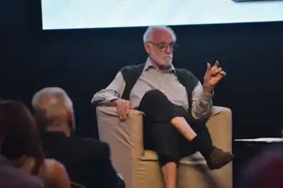 Juan Carlos de Pablo disertó en el Hilton Tucumán