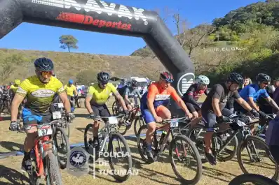 El mountain bike policial tuvo su estreno solidario en El Cajón