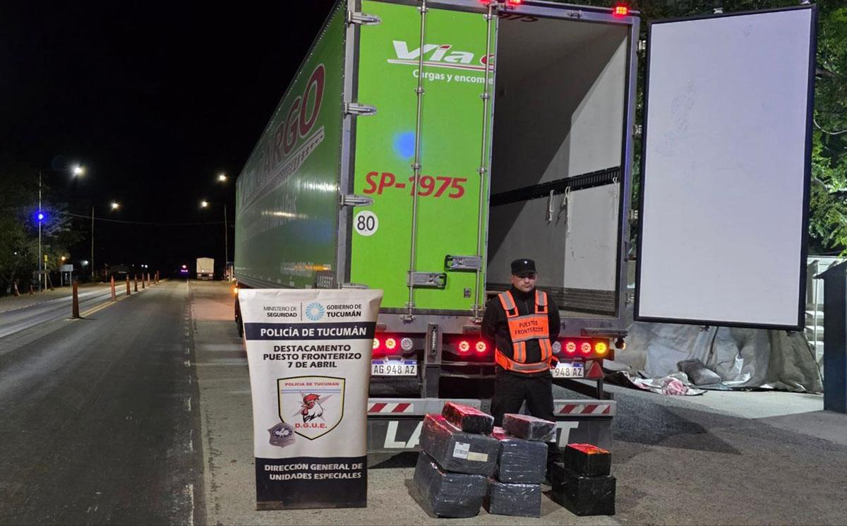 EN GUARDIA. La mayoría de la mercadería secuestrada proviene de Salta.