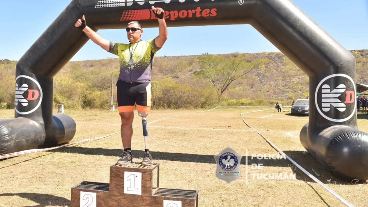 CORRER SIN LÍMITES. Antonio Rodríguez participó del torneo pese a la amputación de una pierna y se llevó el reconocimiento de todos.