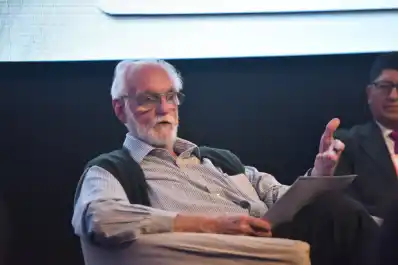 Juan Carlos de Pablo: “La política económica es equilibrio fiscal más Sturzenegger; y no está en riesgo”