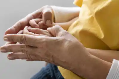 Estos son los primeros signos de la ELA que alertan y requieren atención médica urgente