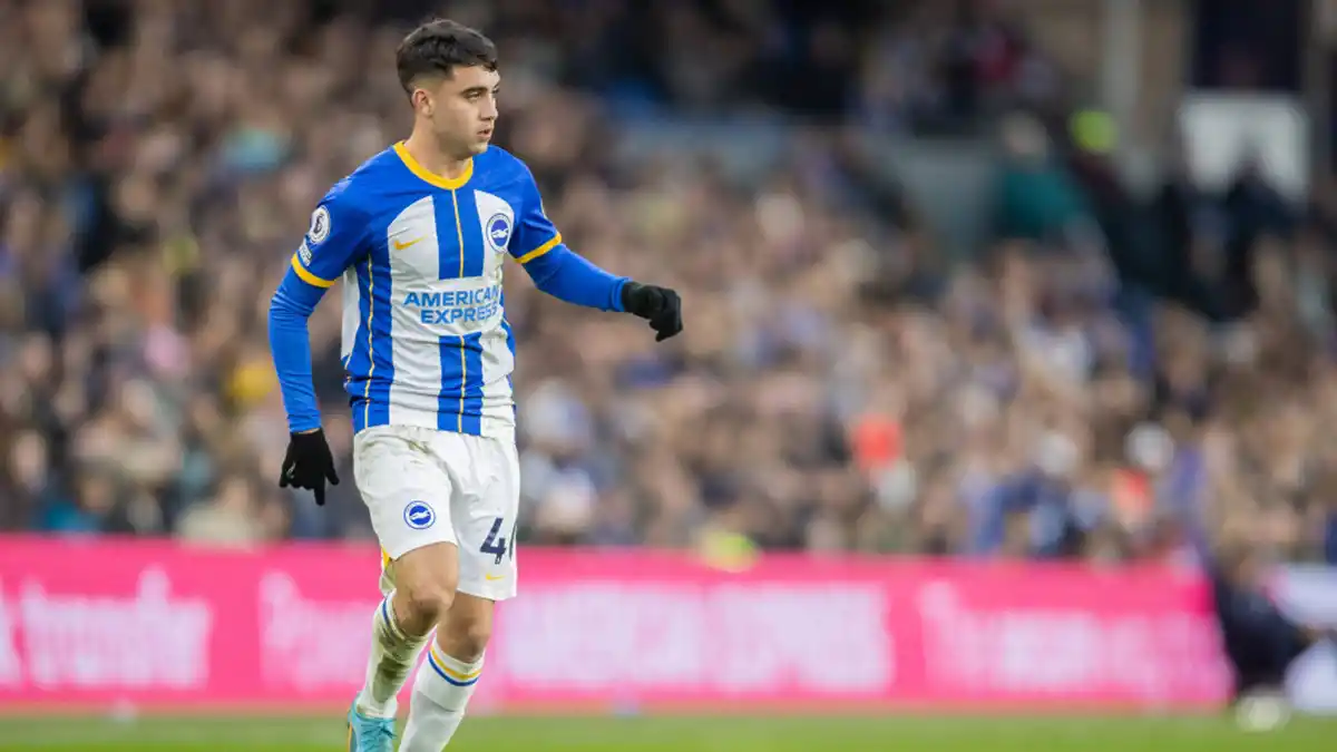 REFUERZO JOVEN. El futbolista argentino buscará sumar minutos en Chelsea, que afrontará cuatro competencias en la temporada.