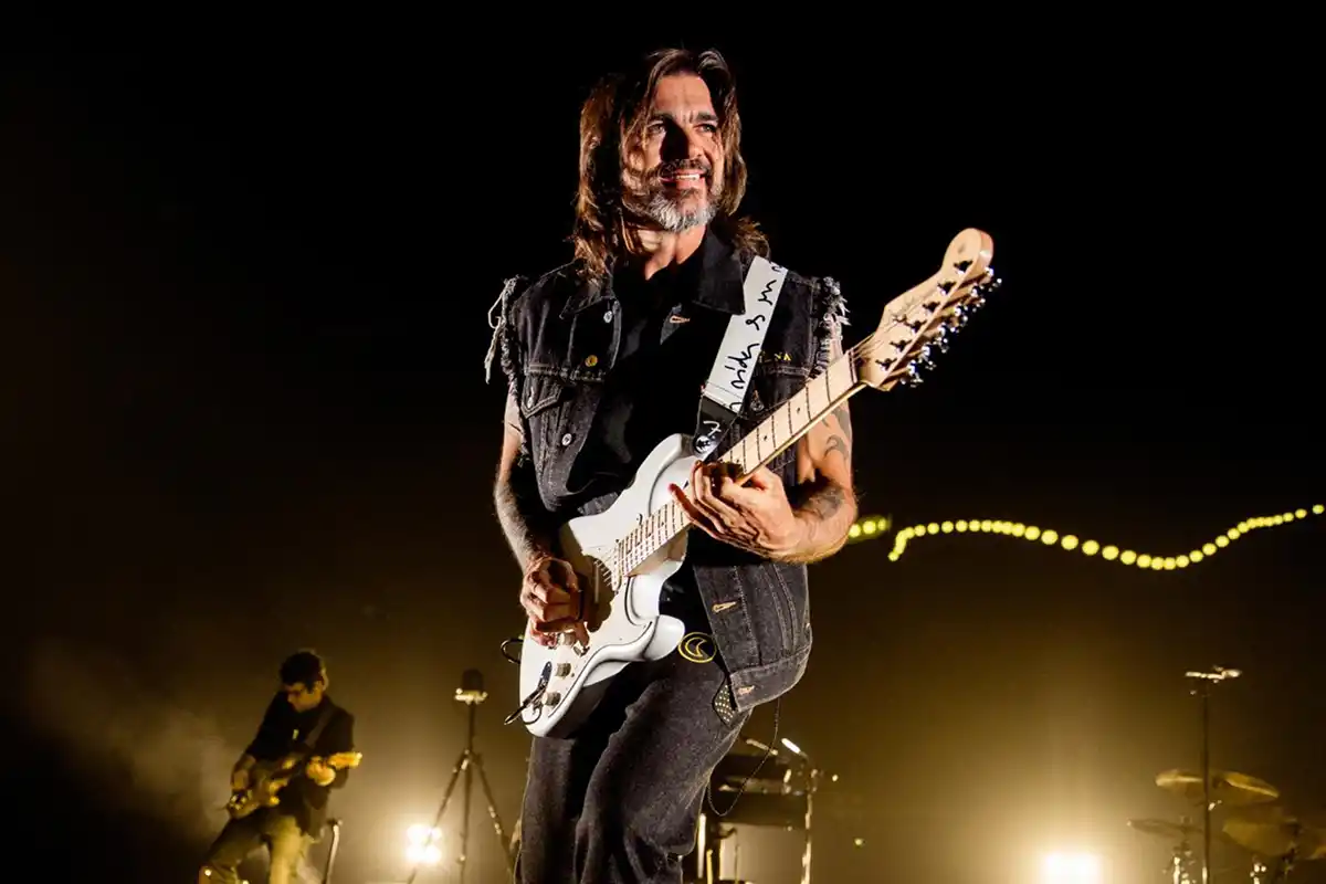 Juanes llegó a Argentina para ser coach invitado de La Voz y para promocionar su gira.