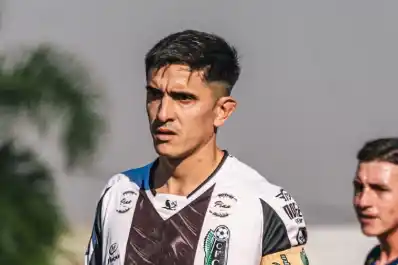 Ascendió con San Martín, cumplió un sueño que tenía desde niño y decidió volver a sus raíces