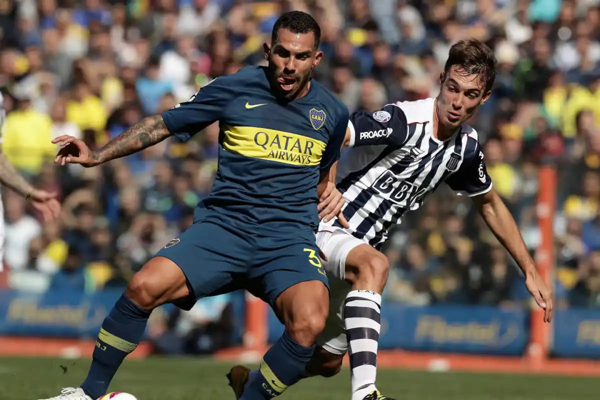 El padre de Juan Cruz Komar contó la mala relación de su hijo con Carlos Tevez.