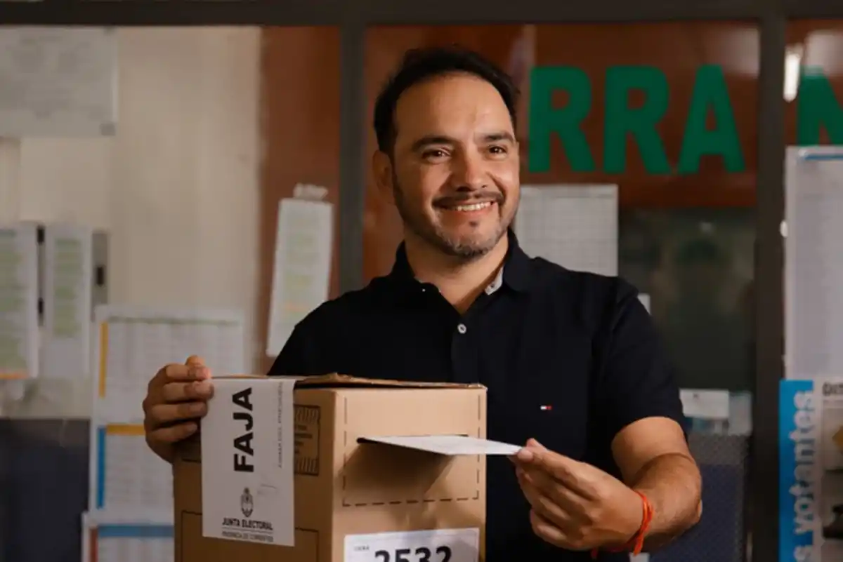 FESTEJO. Valdés agradeció a quienes lo respaldaron y “bancaron” ante las “injurias y calumnias” recibidas.