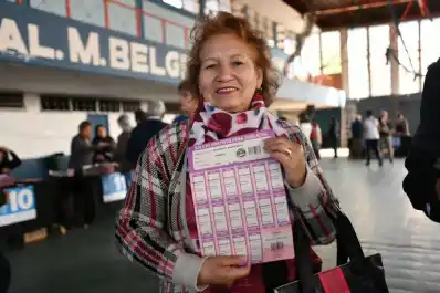 Cómo sigue la entrega de boletos gratis para jubilados esta semana