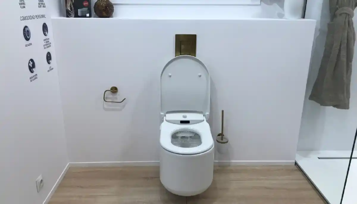 Cinco pasos para dejar tu inodoro tan limpio como en un hotel cinco estrellas