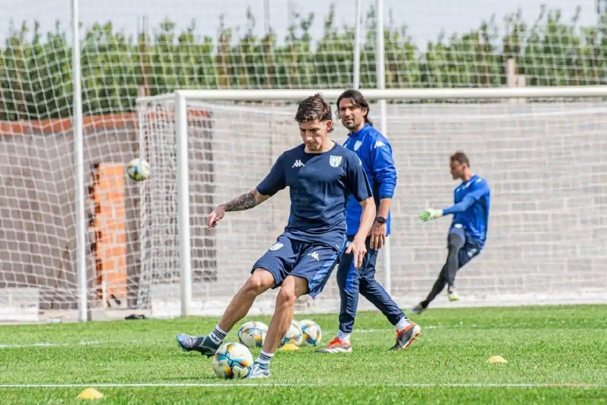 La Reserva de Atlético Tucumán inauguró una de las canchas del nuevo predio de San Andrés