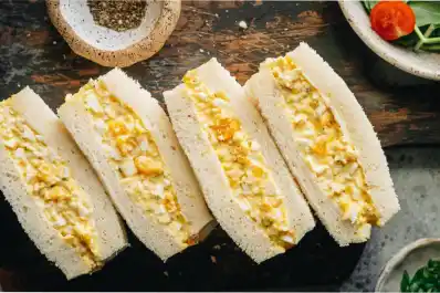 Cómo preparar Tamago Sando, el sándwich japonés con abundante relleno que es furor en las redes