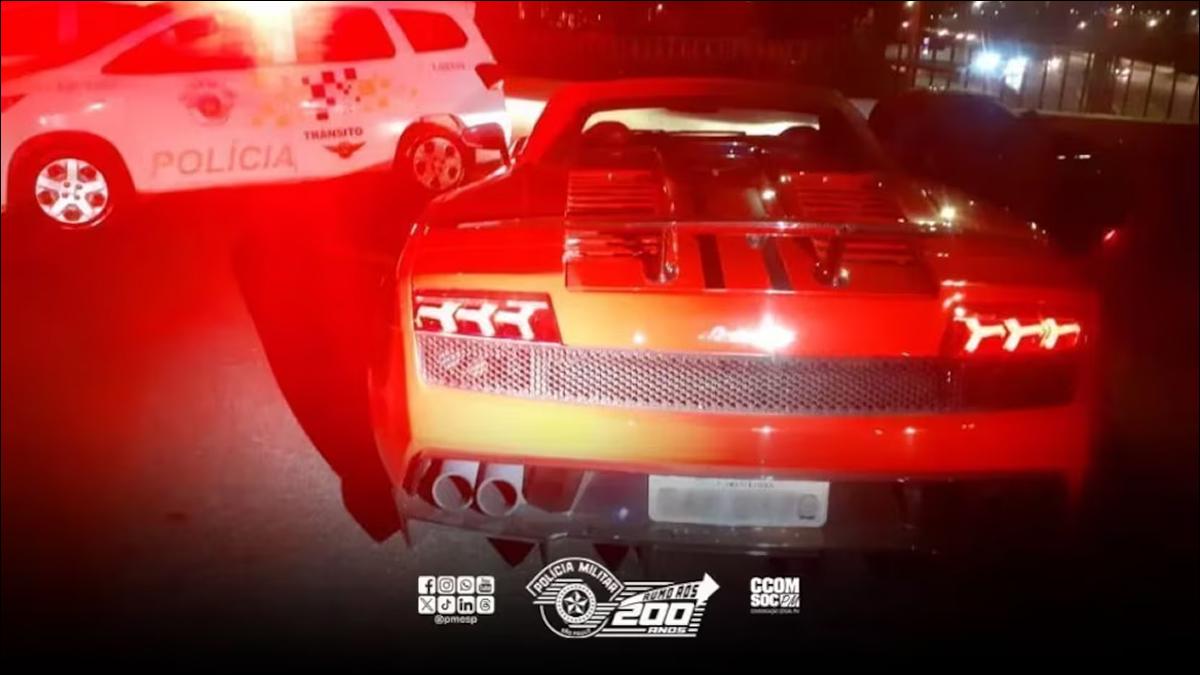 AUTO INCAUTADO. El Lamborghini Gallardo que conducía Tarso Marques fue retenido en un control vehicular en San Pablo.